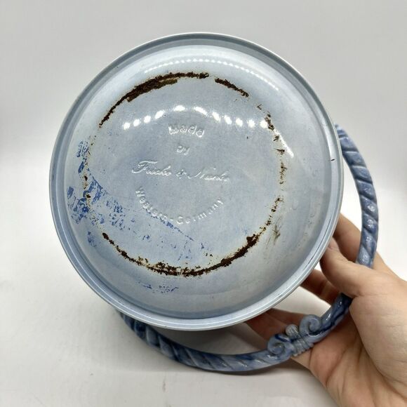 Vintage Metal Tin with Roped Handle Blue White - Picture 8 of 8